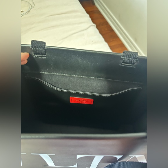 Authentic Valentino leather shopper tote handbag - Picture 8 of 10